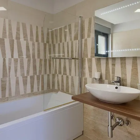 Valsabion * Пула