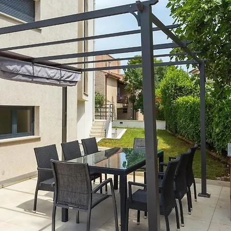 Valsabion Semesterbostad *