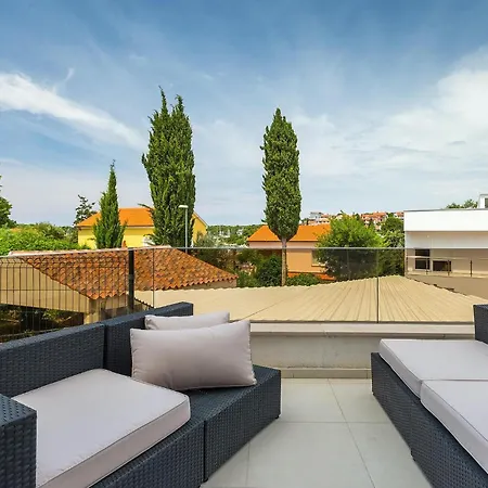 Valsabion Semesterbostad Pula